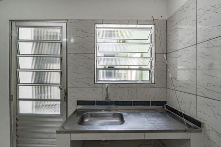 Cozinha de casa para alugar com 1 quarto, 15m² em Vila Moraes, São Paulo