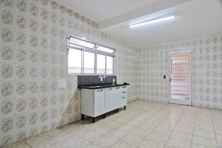 Casa à venda com 140m², 3 quartos e 2 vagas Casa à venda com 140m², 3 quartos e 2 vagasCozinha