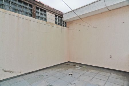 Casa à venda com 140m², 3 quartos e 2 vagas Casa à venda com 140m², 3 quartos e 2 vagasÁrea externa