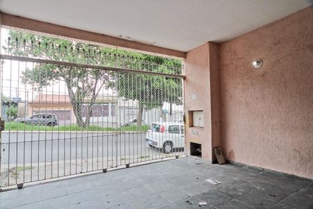 Casa à venda com 140m², 3 quartos e 2 vagas Casa à venda com 140m², 3 quartos e 2 vagasÁrea externa
