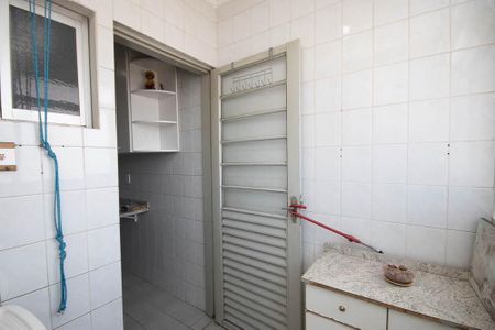 Apartamento para alugar com 58m², 2 quartos e 1 vagaÁrea de Serviço