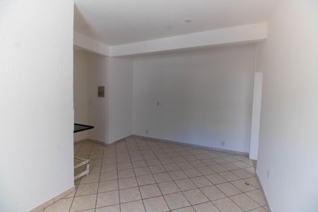 Sala de apartamento para alugar com 2 quartos, 50m² em Piratininga, Niterói