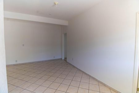 Sala de apartamento para alugar com 2 quartos, 50m² em Piratininga, Niterói