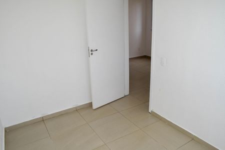 Quarto 2 de apartamento para alugar com 2 quartos, 42m² em Vila Moreira, São Paulo