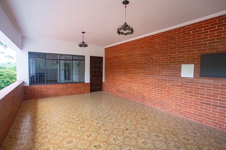 Casa para alugar com 250m², 3 quartos e 2 vagasGaragem 
