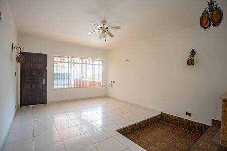 Sala 1 de casa para alugar com 3 quartos, 250m² em Eldorado, Diadema