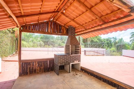 Casa para alugar com 250m², 3 quartos e 2 vagasChurrasqueira 