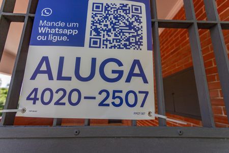 Casa para alugar com 250m², 3 quartos e 2 vagasPlaca código 