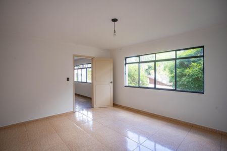 Casa para alugar com 250m², 3 quartos e 2 vagasQuarto 4 
