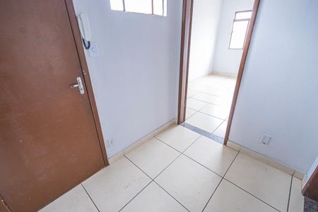 sala de apartamento para alugar com 2 quartos, 75m² em Goiânia, Belo Horizonte