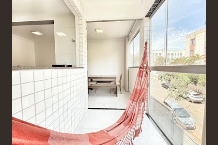 Apartamento à venda com 2 quartos, 55m² em Salgado Filho, Belo Horizonte