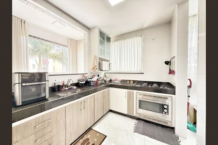 Apartamento à venda com 55m², 2 quartos e 1 vaga