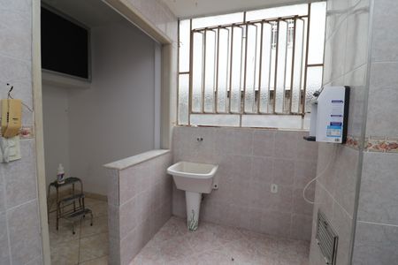 Apartamento para alugar com 80m², 2 quartos e 1 vagaÁrea de Serviço