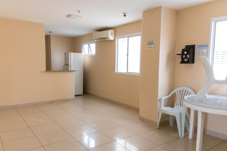 Apartamento para alugar com 50m², 2 quartos e 1 vagaÁrea comum - Salão de festas