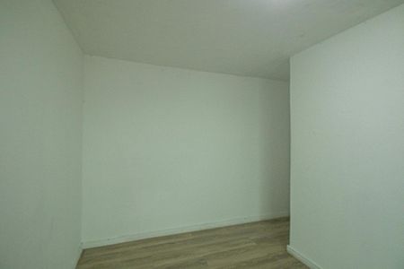 Quarto 2 de apartamento para alugar com 2 quartos, 49m² em Campo Comprido, Curitiba