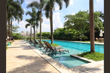 Apartamento à venda com 125m², 4 quartos e 2 vagasÁrea comum - Piscina