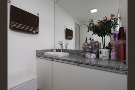 Apartamento à venda com 125m², 4 quartos e 2 vagasBanheiro da Suíte