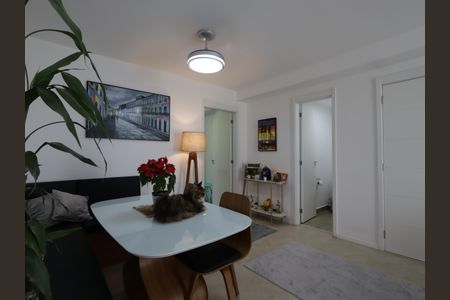 Apartamento à venda com 125m², 4 quartos e 2 vagasSala