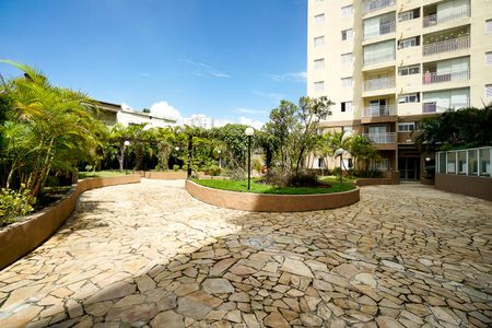 Apartamento à venda com 76m², 3 quartos e 1 vaga Apartamento à venda com 76m², 3 quartos e 1 vagaÁrea externa