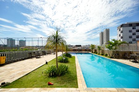 Apartamento à venda com 76m², 3 quartos e 1 vaga Apartamento à venda com 76m², 3 quartos e 1 vagaPiscina adulto