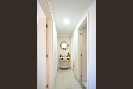 Apartamento à venda com 76m², 3 quartos e 1 vaga Apartamento à venda com 76m², 3 quartos e 1 vagaCorredor dos quartos