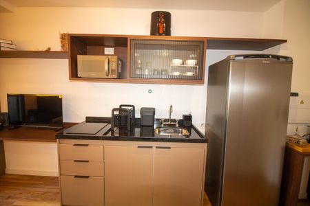 Cozinha de kitnet/studio para alugar com 1 quarto, 29m² em Santo Amaro, São Paulo