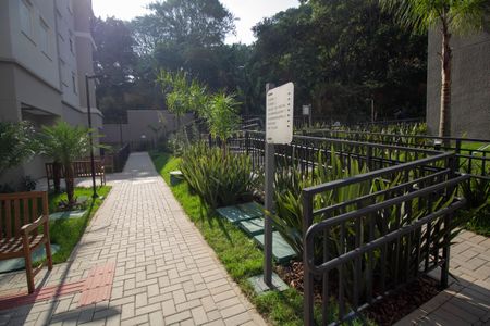 Apartamento à venda com 34m², 2 quartos e sem vagaÁrea comum