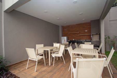 Apartamento à venda com 34m², 2 quartos e sem vagaÁrea comum - Churrasqueira