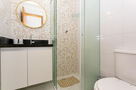 Casa de condomínio para alugar com 73m², 3 quartos e 2 vagasBanheiro Social