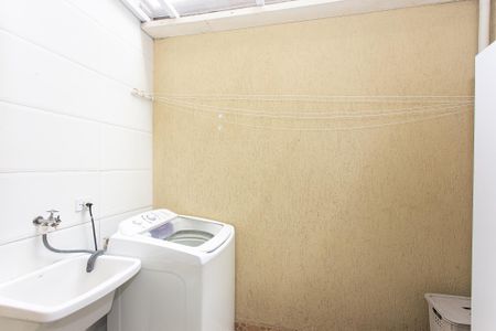 Casa de condomínio para alugar com 73m², 3 quartos e 2 vagasÁrea de Serviço