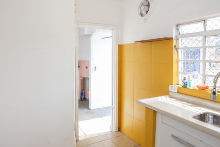 Casa à venda com 230m², 3 quartos e 2 vagas Casa à venda com 230m², 3 quartos e 2 vagasCozinha