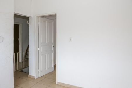 Casa à venda com 230m², 3 quartos e 2 vagas Casa à venda com 230m², 3 quartos e 2 vagasCopa