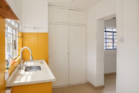 Casa à venda com 230m², 3 quartos e 2 vagas Casa à venda com 230m², 3 quartos e 2 vagasCozinha