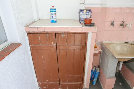 Casa à venda com 230m², 3 quartos e 2 vagas Casa à venda com 230m², 3 quartos e 2 vagasÁrea de Serviço