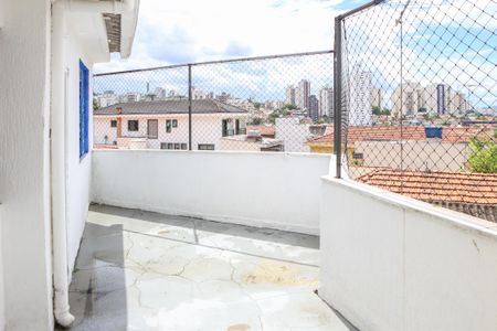 Casa à venda com 230m², 3 quartos e 2 vagas Casa à venda com 230m², 3 quartos e 2 vagasQuintal