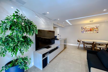 Apartamento para alugar com 83m², 2 quartos e 2 vagasSala