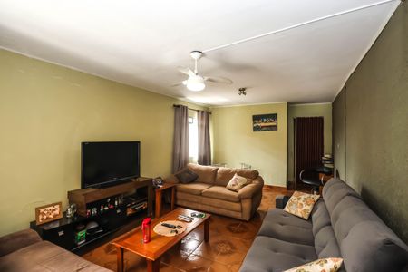 Sala de casa à venda com 3 quartos, 125m² em Jardim Santa Emilia, São Paulo