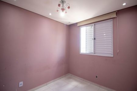 Apartamento à venda com 43m², 2 quartos e 1 vagaQuarto 2