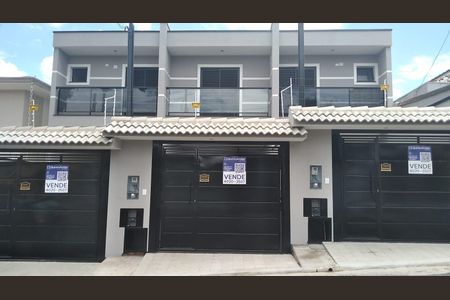 Casa à venda com 150m², 3 quartos e 2 vagasFachada