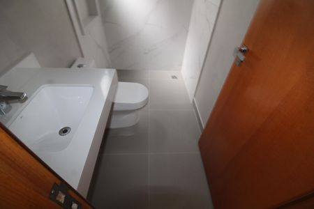 Casa à venda com 150m², 3 quartos e 2 vagasQuarto 2 - Banheiro