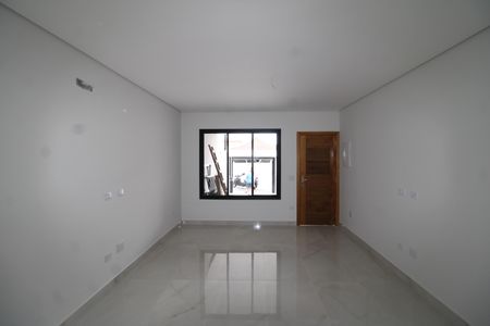 Casa à venda com 150m², 3 quartos e 2 vagasSala