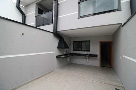 Casa à venda com 150m², 3 quartos e 2 vagasÁrea de Serviço