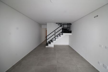 Casa à venda com 150m², 3 quartos e 2 vagasSala