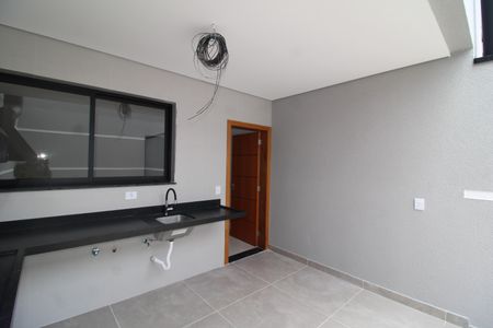 Casa à venda com 170m², 3 quartos e 2 vagasÁrea de Serviço