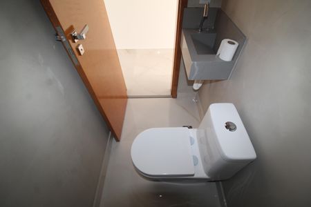 Casa à venda com 170m², 3 quartos e 2 vagasLavabo