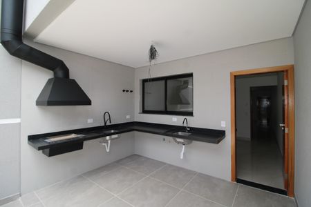 Casa à venda com 170m², 3 quartos e 2 vagasÁrea de Serviço