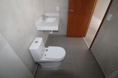 Casa à venda com 170m², 3 quartos e 2 vagasQuarto 1 - Banheiro