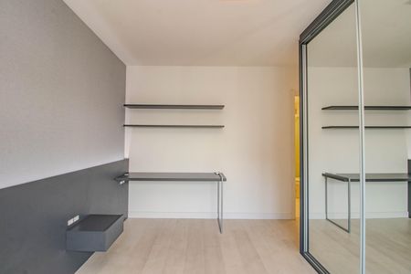Apartamento à venda com 65m², 2 quartos e 2 vagas Apartamento à venda com 65m², 2 quartos e 2 vagasSuíte