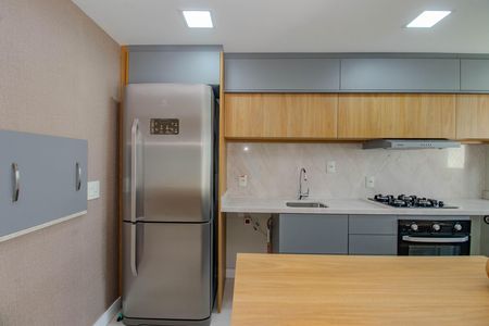 Apartamento à venda com 65m², 2 quartos e 2 vagas Apartamento à venda com 65m², 2 quartos e 2 vagasCozinha e Área de Serviço