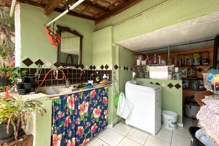 Casa à venda com 224m², 4 quartos e 4 vagas Casa à venda com 224m², 4 quartos e 4 vagasÁrea de Serviço